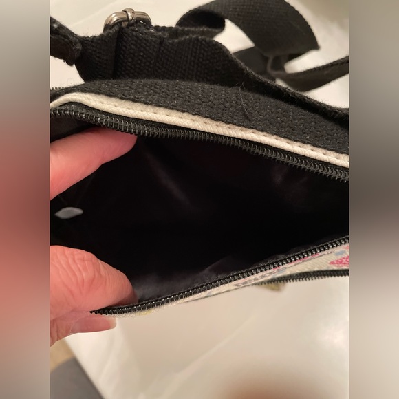 Cute glam so chic mini crossbody - Picture 2 of 9